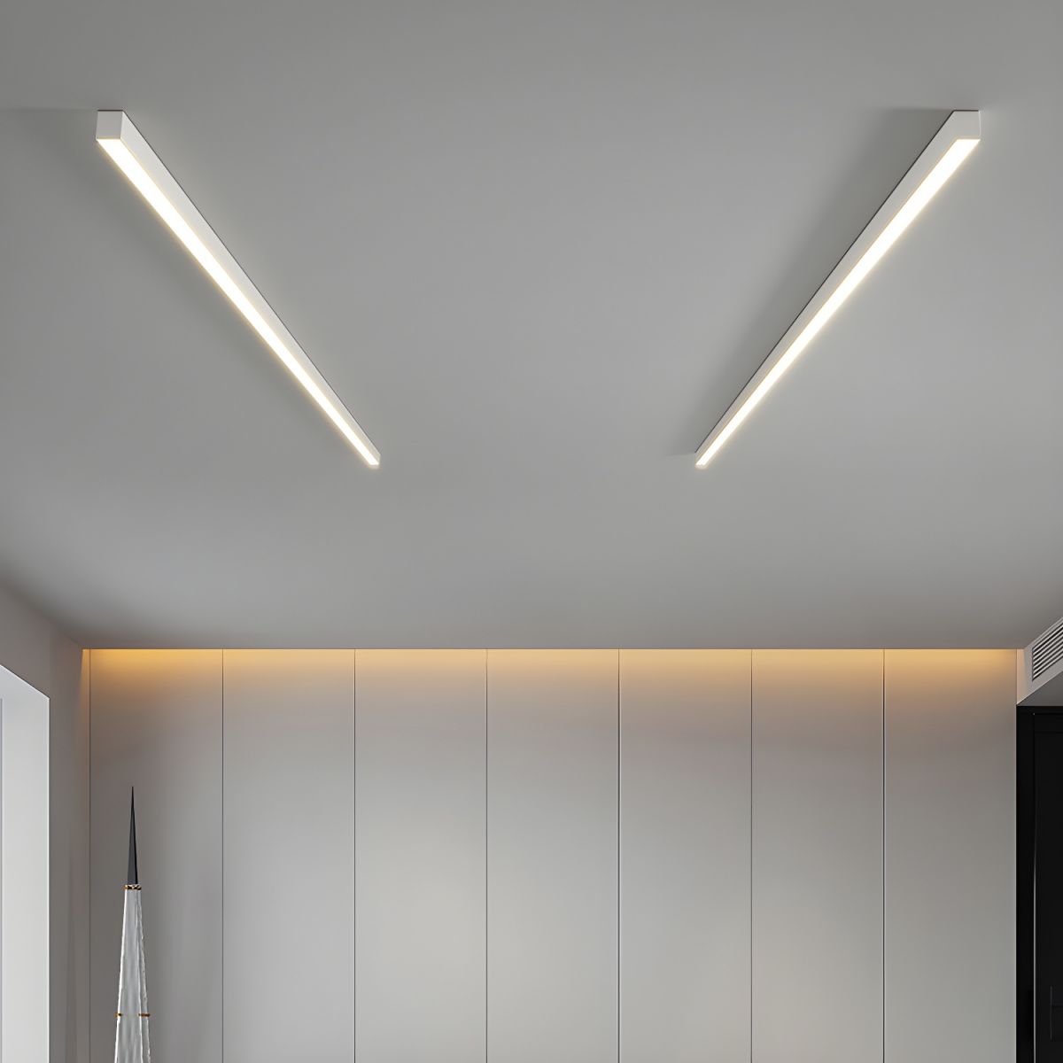 Modern Linear LED Ceiling Light | Hallway | Linear Design | Flush Mount | Minimalist | Lologe