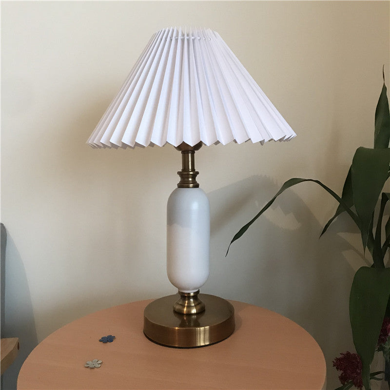 Pleated Table Lamp | American Style Fabric Shade Accent Light | Lologe