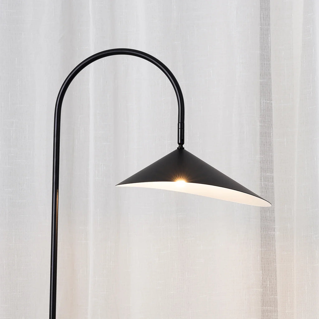 Modern Floor Lamp | Metal Reading Light | Living Room & Bedroom | E27 | Lologe
