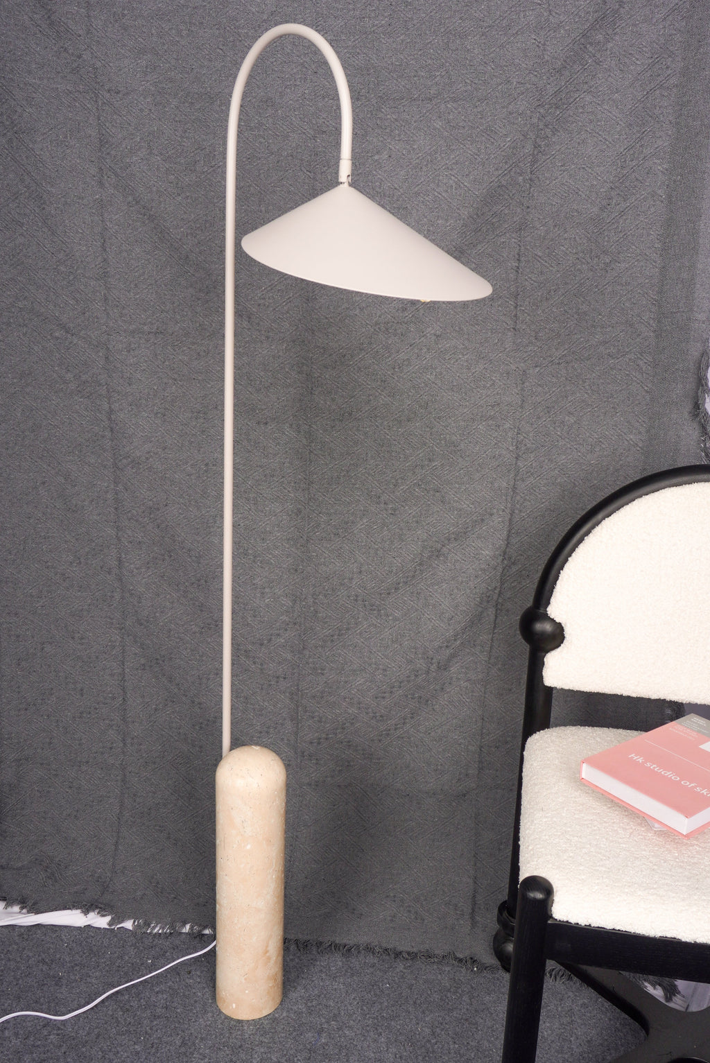 Modern Floor Lamp | Metal Reading Light | Living Room & Bedroom | E27 | Lologe