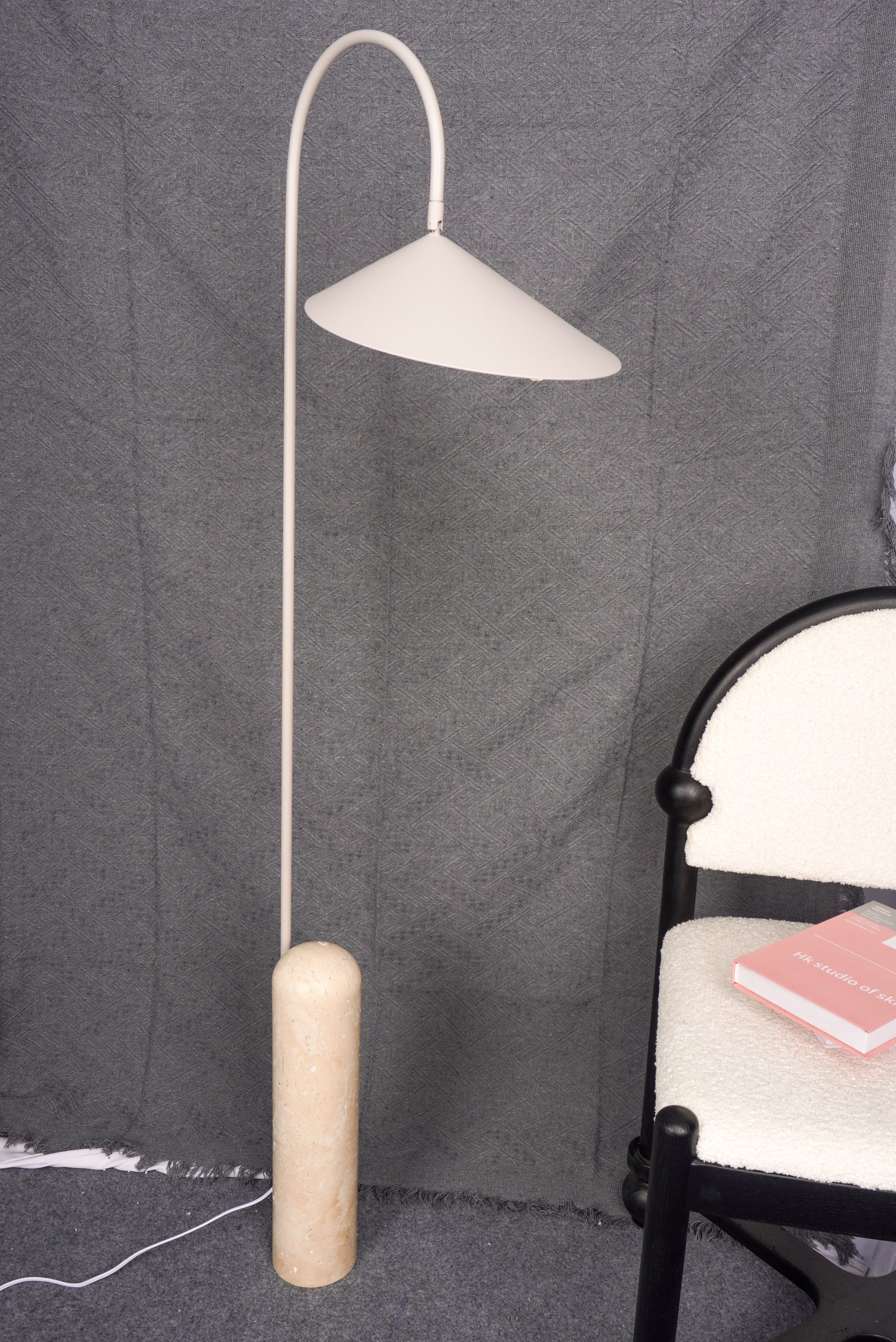 Modern Floor Lamp | Metal Reading Light | Living Room & Bedroom | E27 | Lologe