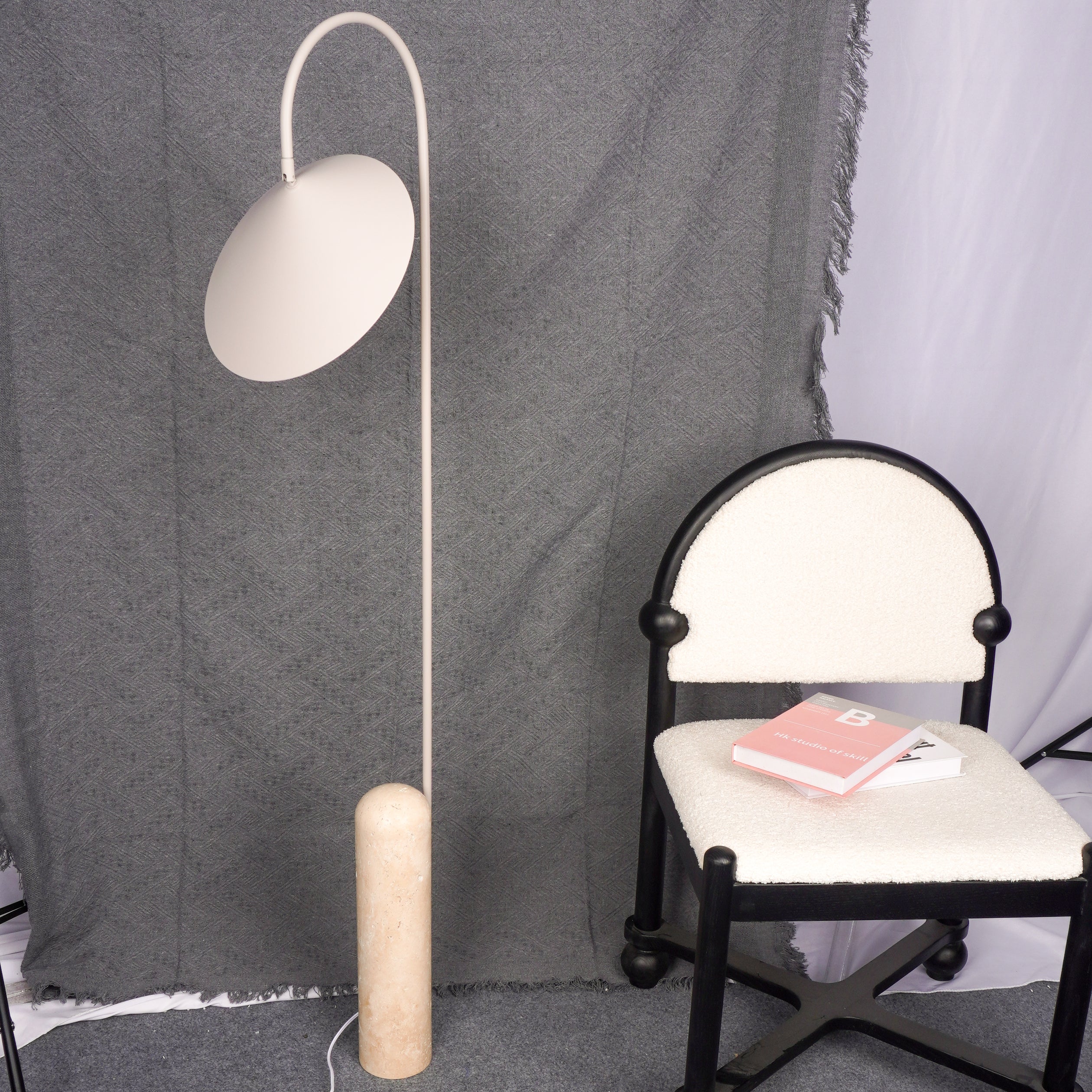 Modern Floor Lamp | Metal Reading Light | Living Room & Bedroom | E27 | Lologe