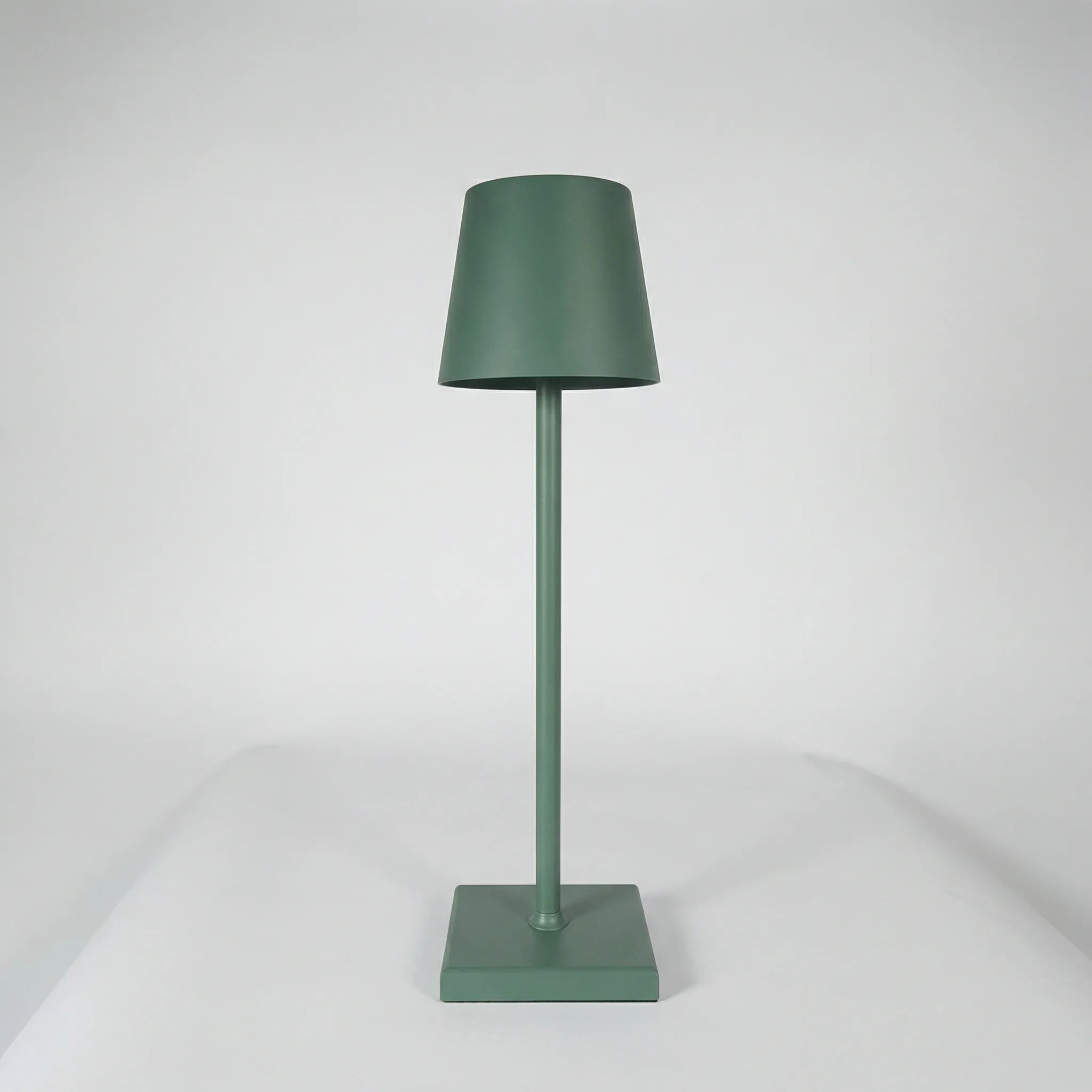 Aurevix - Wireless Rechargeable Table Lamp