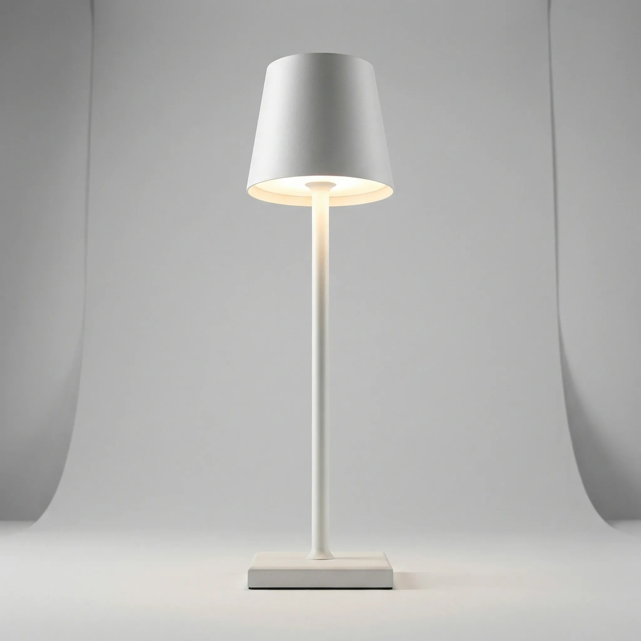 Aurevix - Wireless Rechargeable Table Lamp
