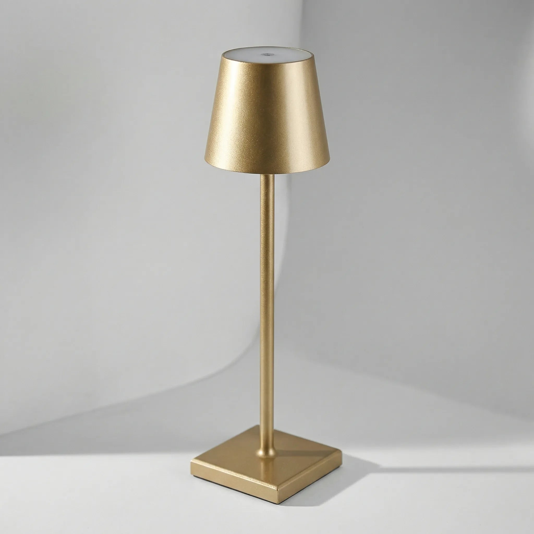 Aurevix - Wireless Rechargeable Table Lamp