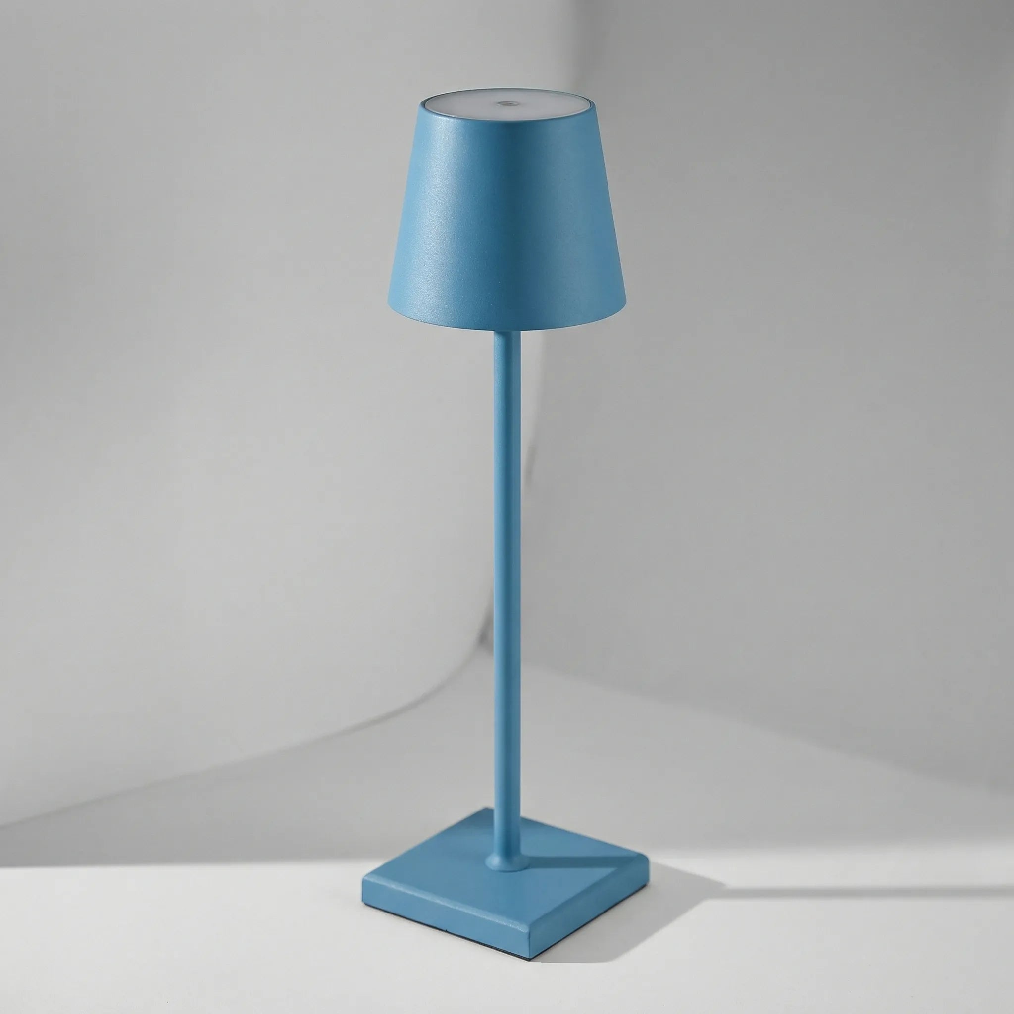 Aurevix - Wireless Rechargeable Table Lamp