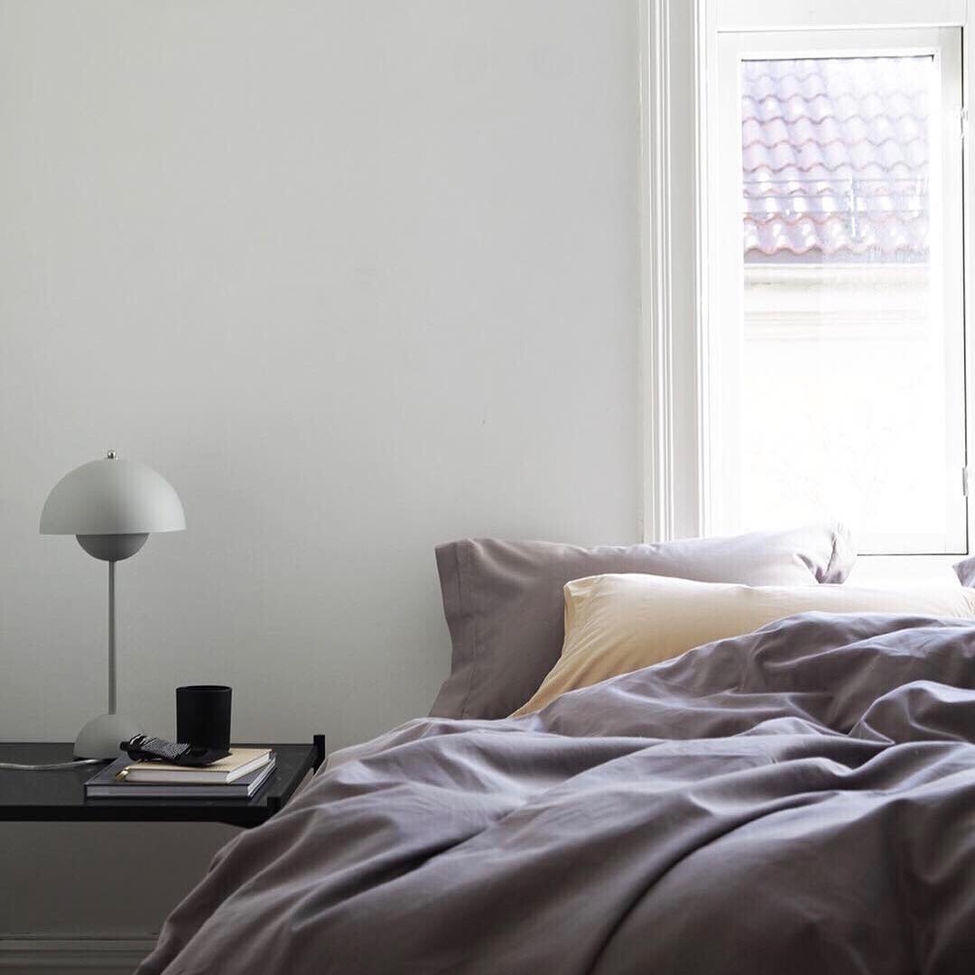 Modern Table Lamp for Bedroom | Metal Dome Accent Lighting | Lologe