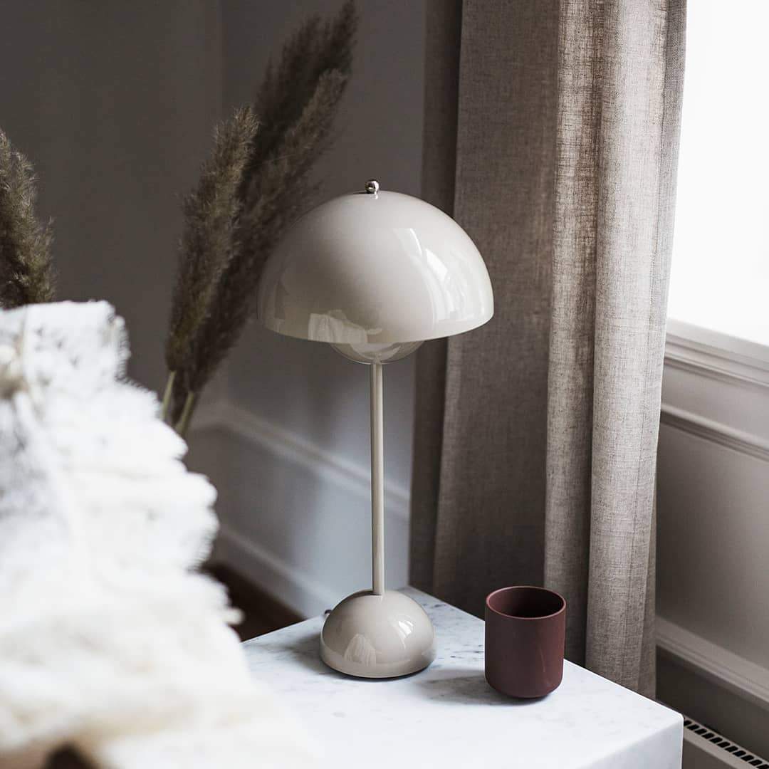 Modern Table Lamp for Bedroom | Metal Dome Accent Lighting | Lologe