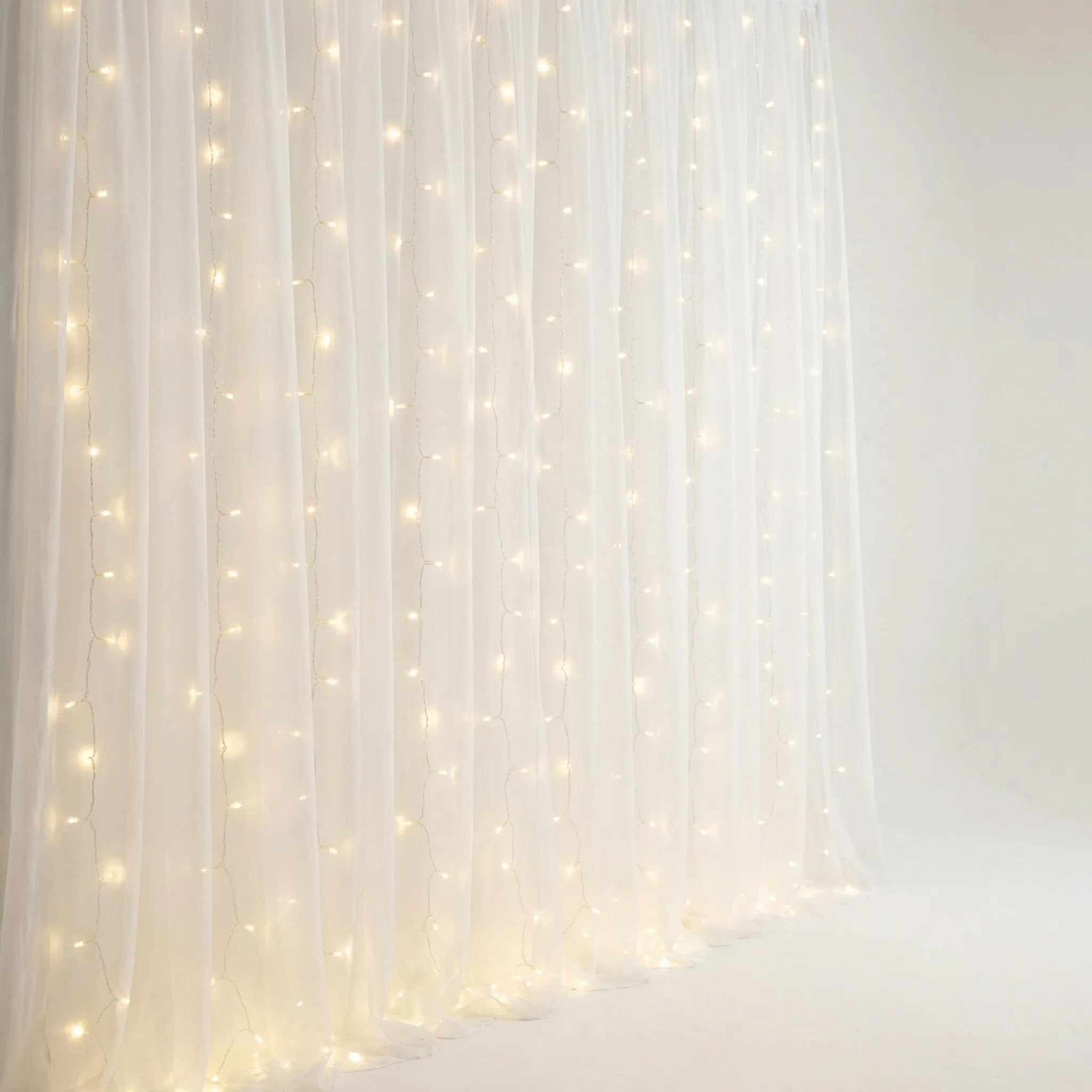 Glowdrape - USB-Powered LED Curtain Light Set- Bedroom Ambience Lighting