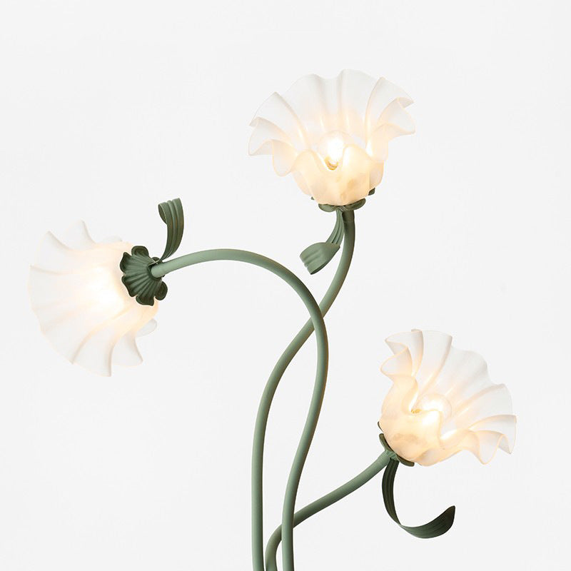 Floral Floor Lamp | Lily-Inspired Accent Lighting for Living Room & Bedroom | Lologe