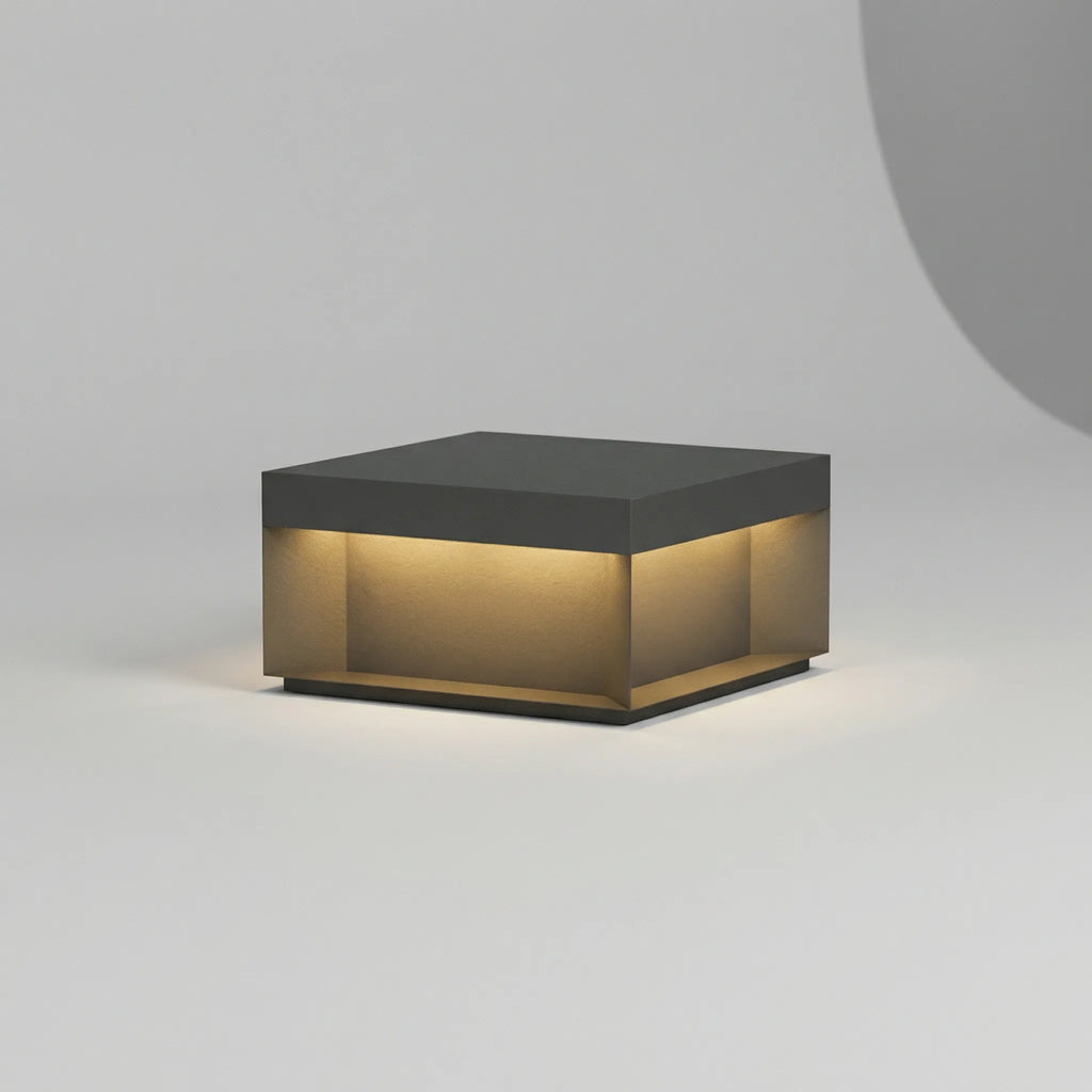 Luminoxel - Solar Outdoor Post Lamp