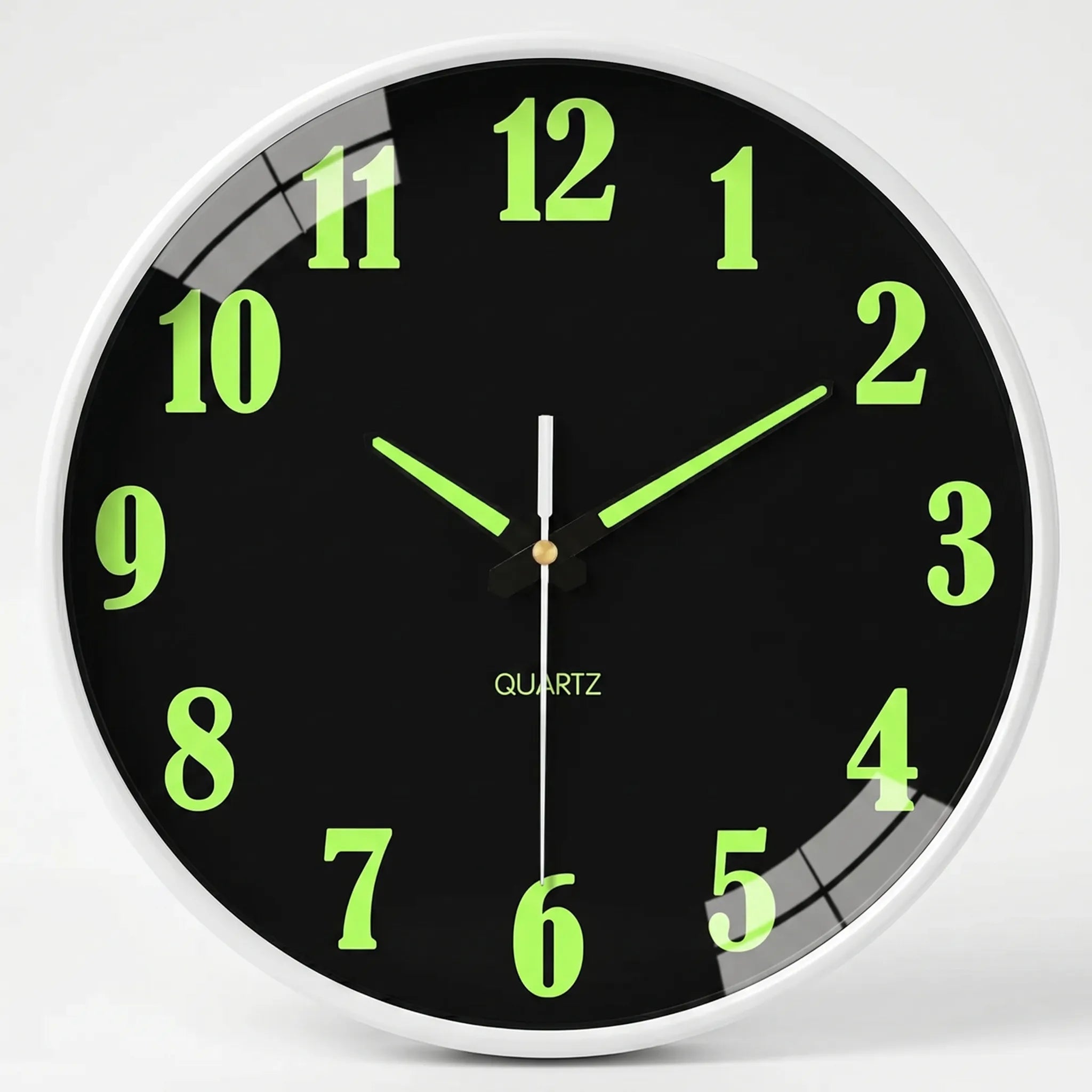 Lumiqlo - Round Luminous Quartz Wall Clock- Tells Time At Night