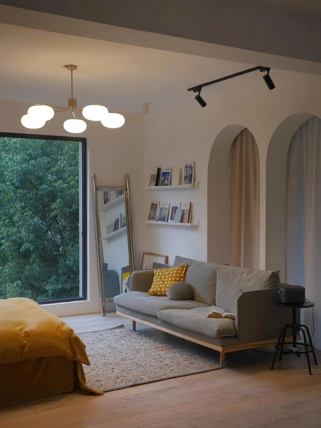 Modern 5-Light Chandelier | Minimalist Ceiling Fixture for Dining Room | Lologe