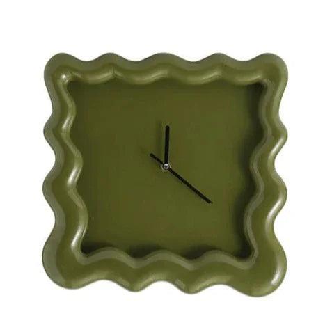 Modern Wall Clock | Silent Quartz | Minimalist Design | Battery Operated | Home Decor | Lologe