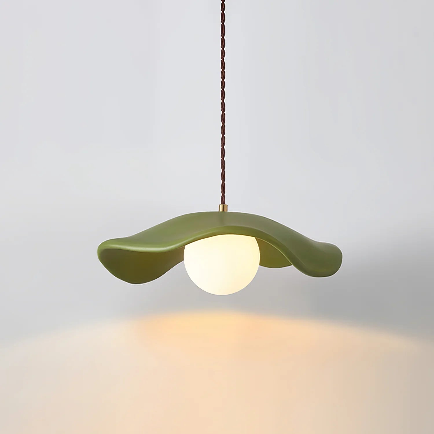 Resin Pendant Light | Modern Hat-Shaped Ceiling Lighting for Dining Room | Lologe
