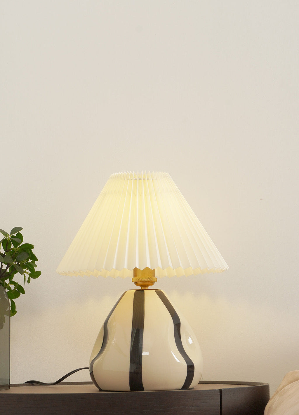Ceramic Table Lamp | Vintage Accent Lighting for Bedroom & Living Room | Lologe