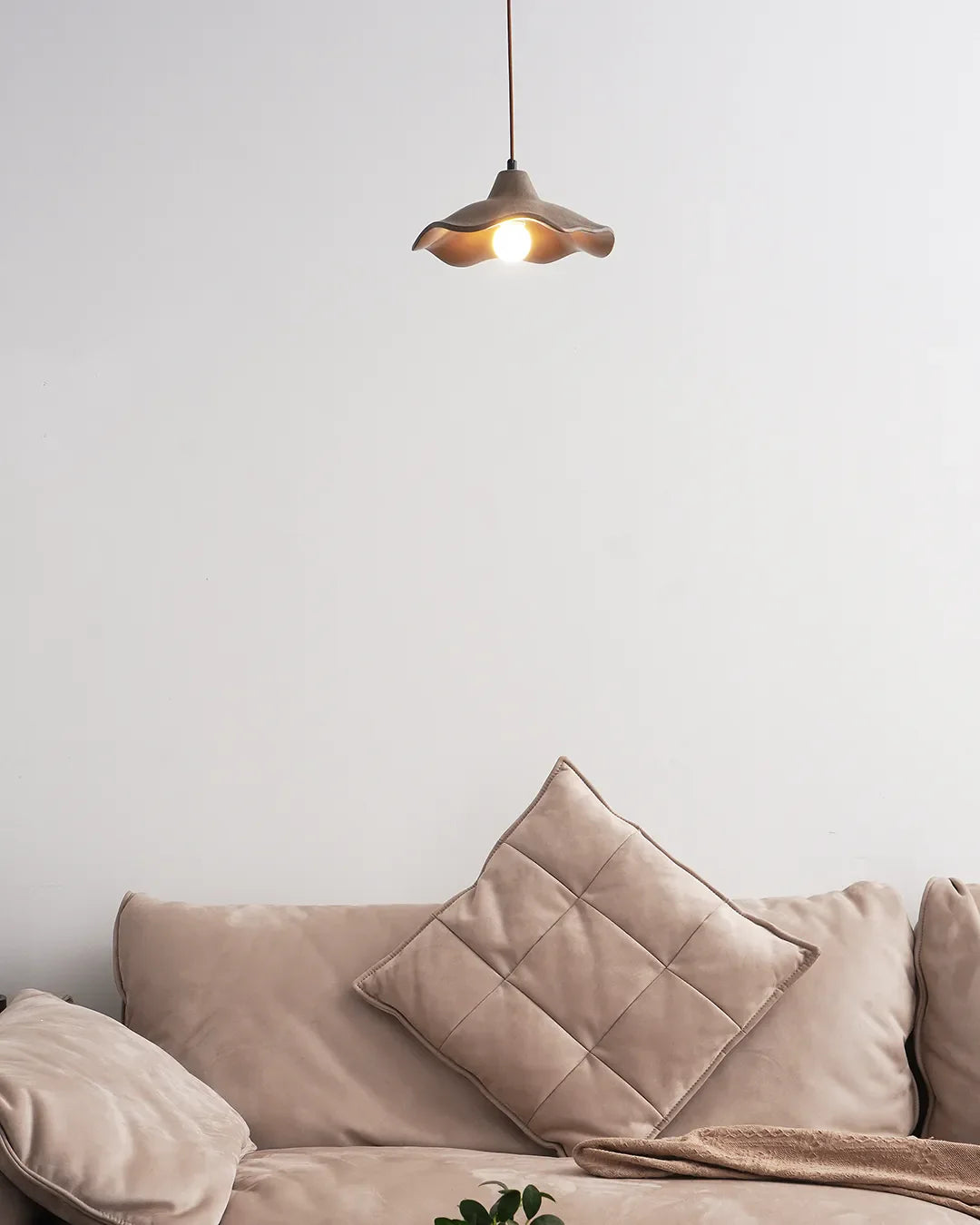 Wavy Pendant Light | Dining Room Kitchen Modern Sculptural Design | Lologe